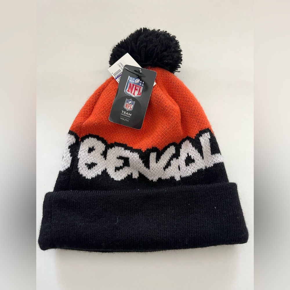 47 Brand NFL Cincinnati Bengals Football Youth Beanie/Hat NWT - Picture 2 of 4